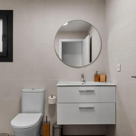 Apartment Modern 3-bedroom Family Centre Estepona