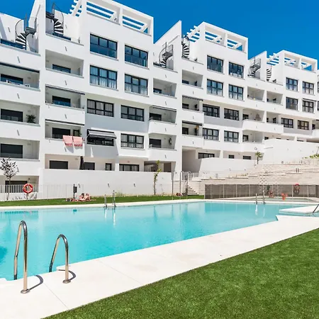 Apartment Modern 3-bedroom Family Centre Estepona